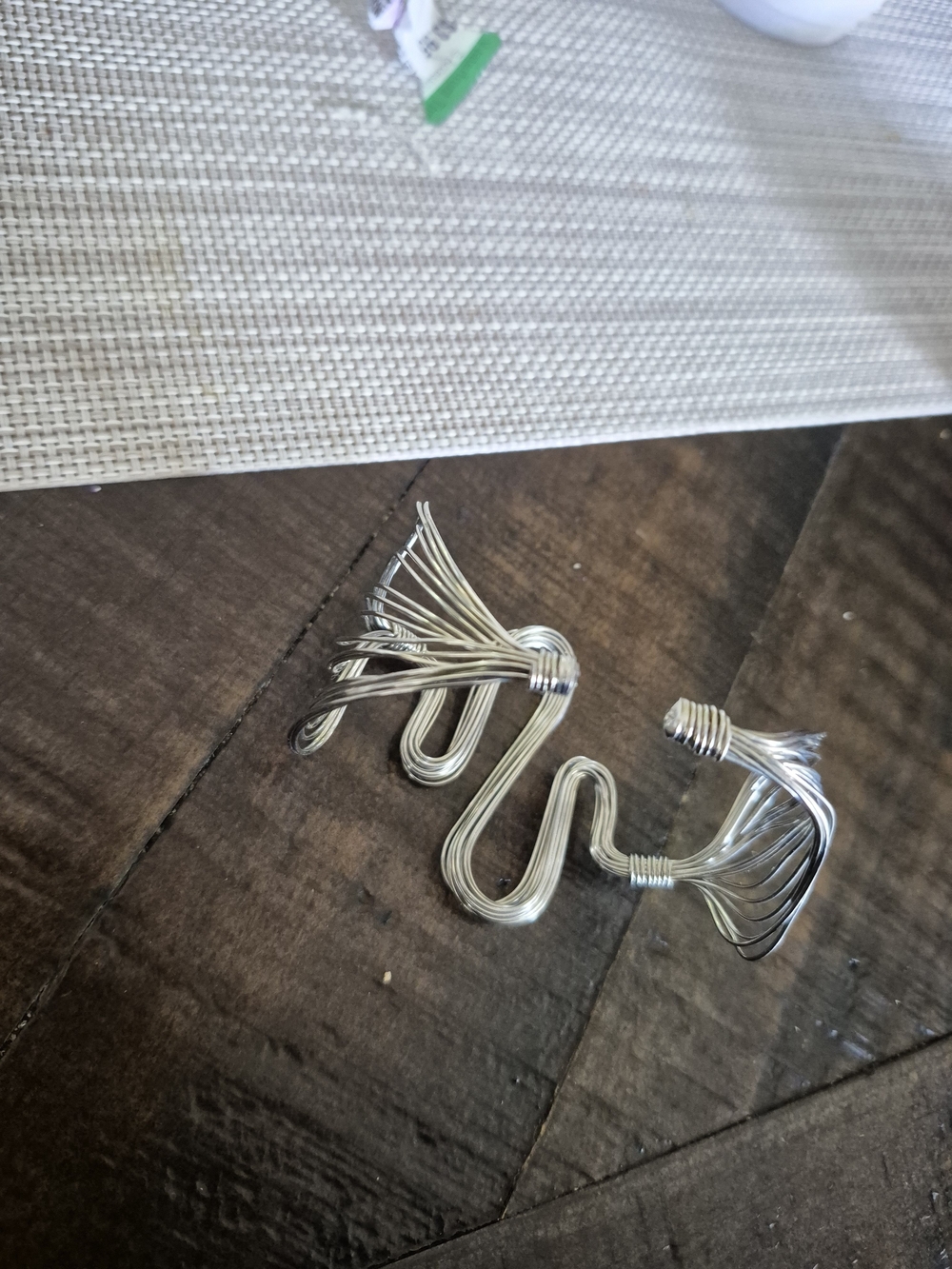 Handmade Silver Tone Wave Wire Cuff Bracelet - Picture 3 of 3